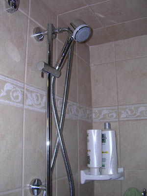 Tub - Shower 3.jpg